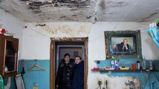 Мы живем в самой прекрасной стране на свете! А все остальные страны нам завидуют!