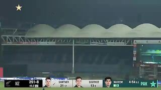 9th Wicket | FIVE-STAR PERFORMANCE FROM A SPECIAL PLAYER ????  #PAKvNZ | #TayyariKiwiHai