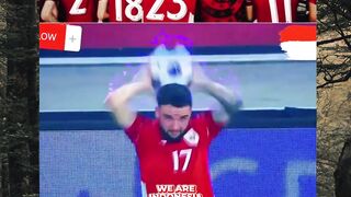 Proses GOAL INDONESIA pelanggaran terhadap RICKY KAMBUAYA di dalam kotak penalty 2