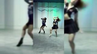 Indian Girl Gunika Sanan Dance 2