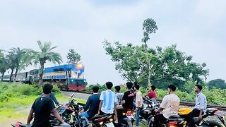 Viral train video