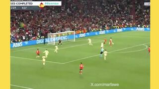 40 tahun, 1 gol spektakuler!