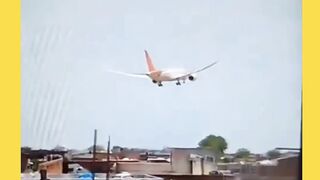 Tragedi Air India AI-171: Boeing 787 Jatuh Setelah Take-Off dari Ahmedabad