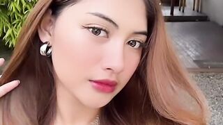 Beautiful Girl's 27