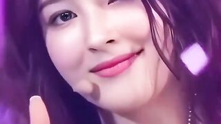 Nancy momoland #BTS #Blackpink #100M #V #Lisa #Nancy #cute #Love 2