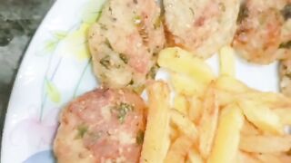 Chicken patties with burgers
