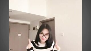 kaka cantik menarik hari