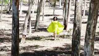 Pakistani Girl Shazia Choudhary Dance