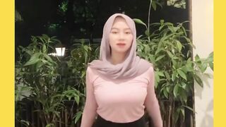 Tobrut Kalau Udah Joget, Dunia Kayak Nggak Aman!