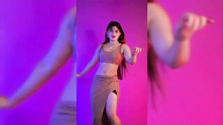 Indian Girl Pratibha Sahu Dance