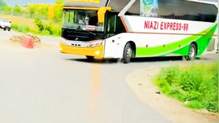 Niazi  coach99
