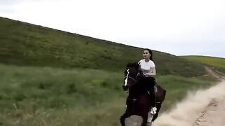 Zur qushiq ekan