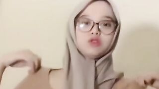 Live tiktok keliatan dikit????????