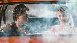 deepika padukone and shah rukh khan best movie scenes chennai express