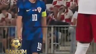 Apakah nomor 10 masih identik dengan Playmaker?