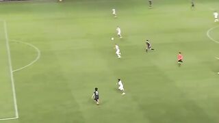 Kamustoto RESPEK❗EMIL AUDERO TETAP SEMANGAT MESKI KEBOBOLAN 6 GOL