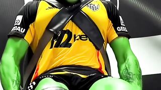 ketika pemain bola dengan kekutan Hulk nya ????