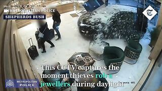 Dramatic smash-and-grab robbery at west London jewellers is caught