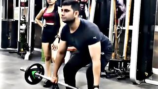 An attitude girl at the gym.