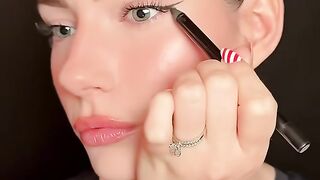 WINGED EYELINER TUTORIAL