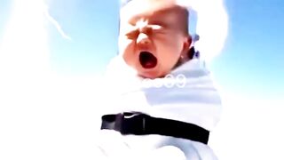 Hero Cat Rescues Lost Child