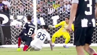 Referee Interruption_ Rose Bowl's Craziest Moment!