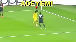 ⚽️???? MOMEN LANGKA DARI ADEYEMI!