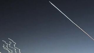 "Blood Froze": Pilot's Terrifying Eyewitness Account of Missiles Over Lebanon (Iran-Israel Conflict)
