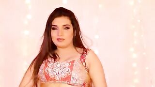 Pakistani Girls Phol & Payal Dance