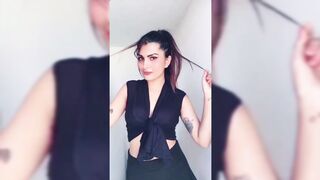 Indian Girl Apoorva Dance