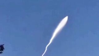 Video Iran Luncurkan Rudal Fattah-1 ke Israel yang Tak Bisa Dicegat oleh Iron Dome