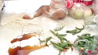 Who has such a scorpion in their house?