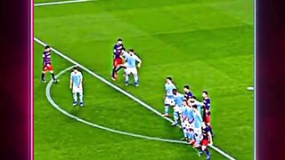 Tendangan indah Messi  yang sulit dihentikan ????⚽