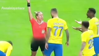 wasit BOTAK & BERANI ????