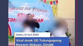 Anak SD melakukan saweran