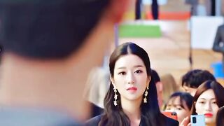 It's okay to not be okay best scene | First meeting |