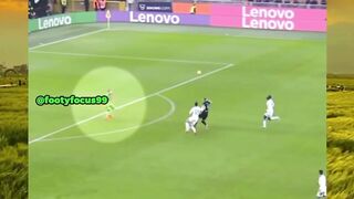 Saat stadion terdiam, dan air mata bicara lebih dari gol.” ????⚽️
