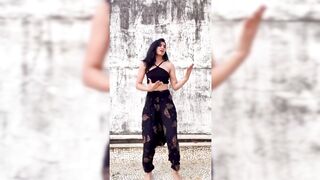 Indian Girl Poojaa Singh Dance 2