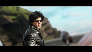 Gerua - Shah Rukh Khan | Kajol | Dilwale | Pritam | SRK Kajol Official New Song Video 2015