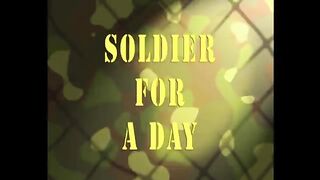 Oggy and the Cockroaches - Soldier For A Day (s02e35)