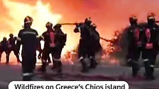 Wildfires Rage on Chios Island Amid Strong Winds