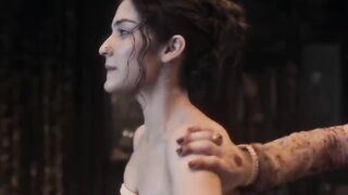 Heeramandi Hot Scene Manisha_ Aditi Rao_ Sonakshi _ Sanjay Leela Bhansali