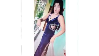 Indian Girl MONTII ROY Dance
