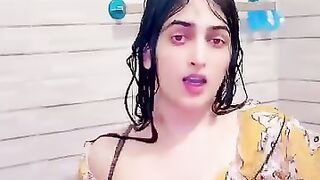 Full hot full garam girl video like subscribe my chanal 18