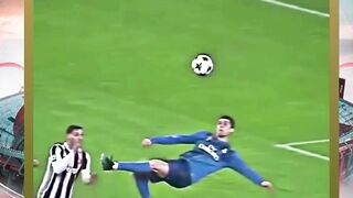 tendangan salto cristiano ronaldo bersejarah