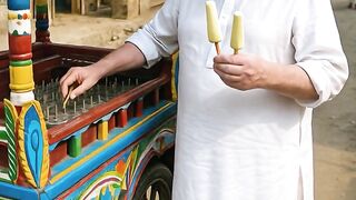 Donald trump selling kulfi in Pakistan