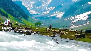 Khoobsoorat