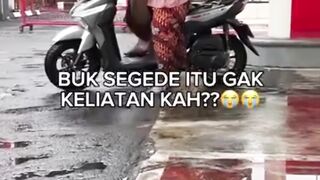 emak siapa ini woi semangat bener ????????