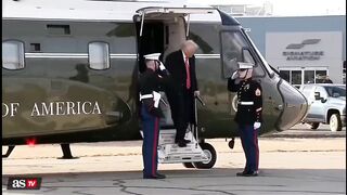 Elon Musk's AWKWARD MOMENT on Air Force One_ tries to AVOID LOOKING at Karoline Levitt.