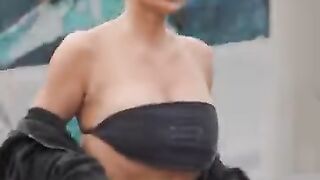 Kim Kardashian and Kris Jenner Attend Jeff Bezos Wedding in Venice